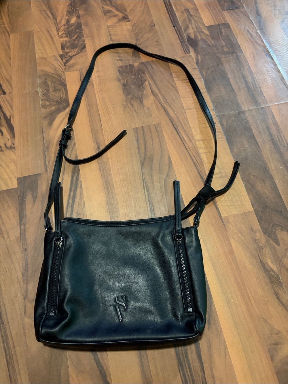Simply Vera Vera Wang Black Leather Shoulder Bag with Front Zips